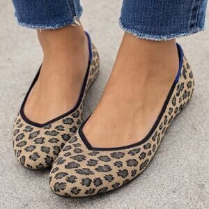 Rothy's SZ 8 Round Toe Flats In Cheetah Tan-Brown-Black With Blue Accent Trim